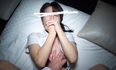 FC2PPV-1477965 最終面接はナマ中出しの濃厚接触。就職決まらず半泣きの4年生を裏採用担当がチンポで救済。リクスー着せたままでローター入りマンコからあふれた精子をローション代わりに鬼畜手マンw