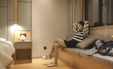 [主播探花] 2021-04-13 文轩探花04-13舞蹈院校大长腿毕业生