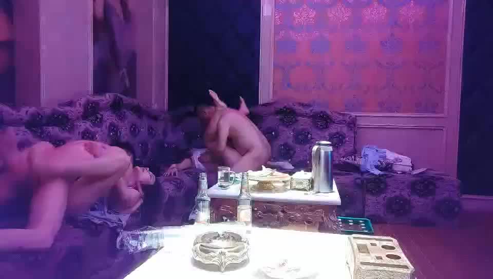 [主播探花] 2021-05-24 歌厅探花05-24KTV群P直播