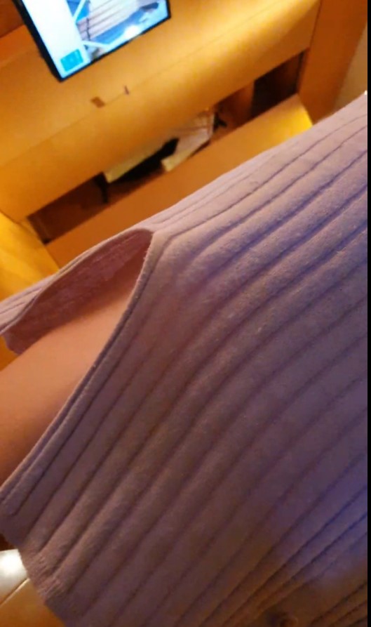 【极品高端泄密】火爆全网嫖妓达人金先生最新约炮，约丰满美女酒店做爱，换了几个姿势猛猛地肏，这肉感十足！