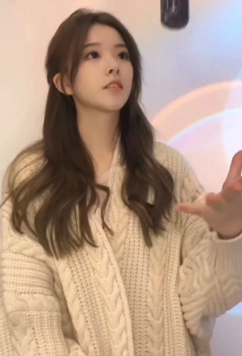 卡点光剑变身~各种露脸美眉一道光闪过正经小姐姐就变成反差婊~还挺好玩的2