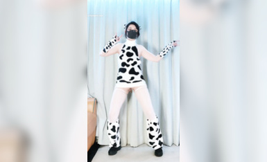 抖音網紅反差母狗『奶咪Naimi』最新五月新作 粉紅絲襪牛奶糖裸舞 粉穴肛塞求操 超清 (11)