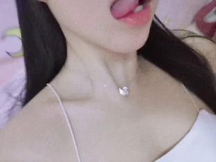 KIKI，网红女主播