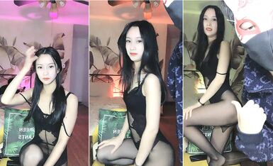 雙飛兩個黑絲大長腿美女,一個插完抽出來接著幹另一個,這種極品妹子不艹真浪費