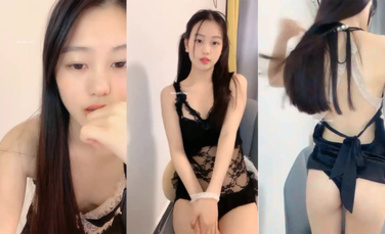 半糖【露儿妹妹】校花级可爱女神~绿播下海~学生装透明蕾丝~(2)