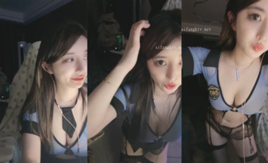 2024年最頂顏值，不斷刷新記錄【棉棉熊】奶子又大又白，真想上去舔幾口，含著大雞巴，眼神中全是風情 (4)