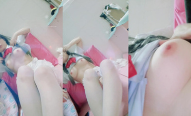 極品粉嫩小蘿莉@喵喵醬 尺度福利秀 (2)