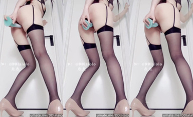 最新9月獵奇！蘿莉風天花板級別，走重口味路線網紅【點點】推特福利②，道具紫薇，玩屎虐菊虐肛，不忍直視 (13)