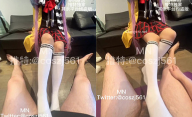 推特嫩妹足交COS控博主【北池閣聽M-N】付費性愛自拍，卡哇伊漫畫風COSER嫩妹足交口交啪啪 (4)