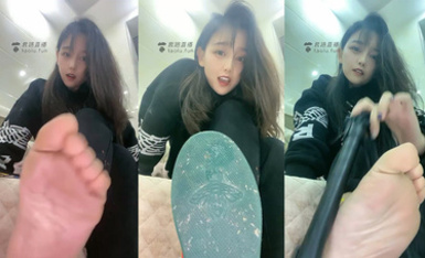 高顏值絲足御姐@豆滿月 辱罵榨精作合集 (10)