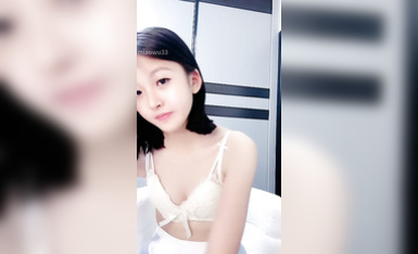 新人主播  超級粉嫩的校花級主播源源 舌釘口交 剛下海就跪在馬桶上被操，道具調教，胸推，舌釘小嘴性感口交，各種姿勢爆操 (65)