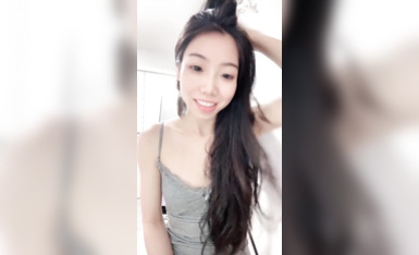 七彩主播【濕濕】直播錄播 絕頂長腿騷母狗 狗鏈舔內褲高跟鞋插逼 (3)