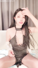 噴水女神~極限誘惑5月新【白熙】美乳白虎粉穴~紅唇深喉~自慰瘋狂~淫水如噴泉  (17)